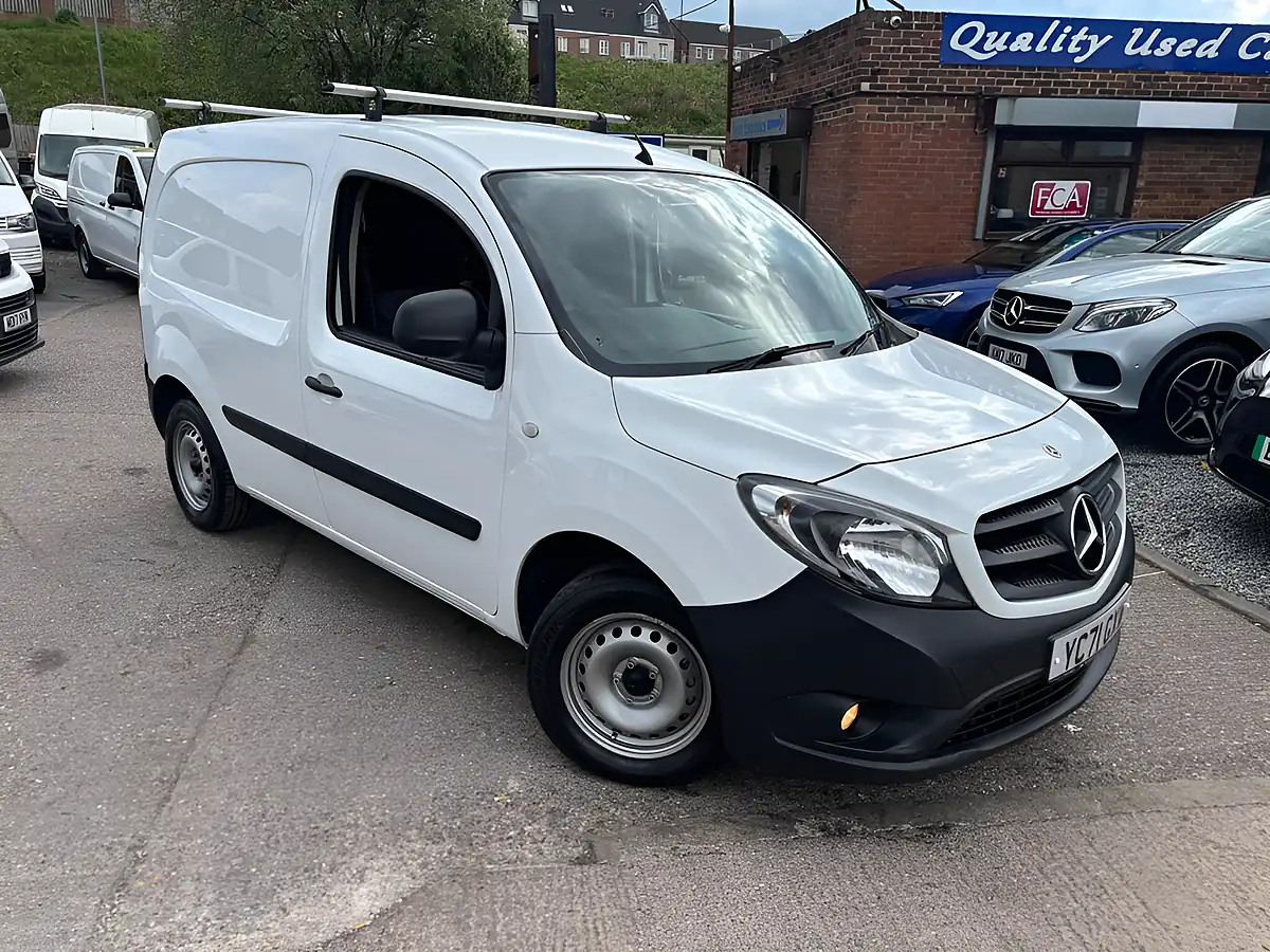 Used 2021 Mercedes-Benz Citan Pure L2 White - Interior and Exterior details 3