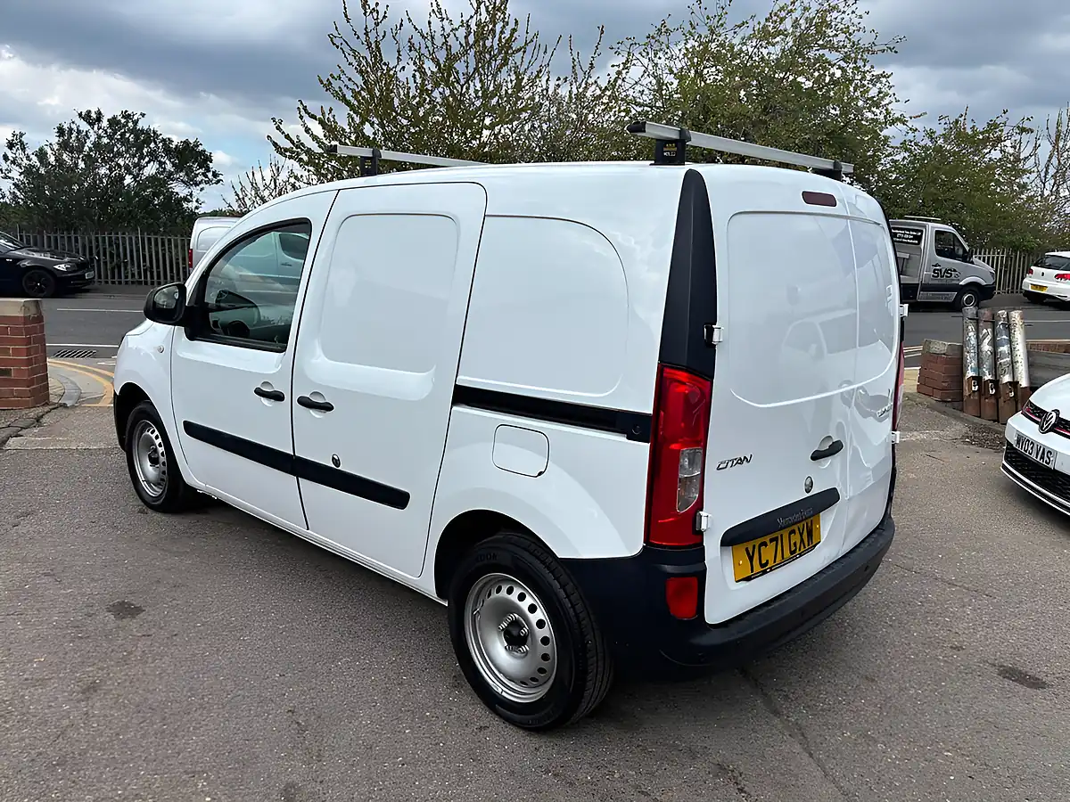 Used 2021 Mercedes-Benz Citan Pure L2 White - Interior and Exterior details 9