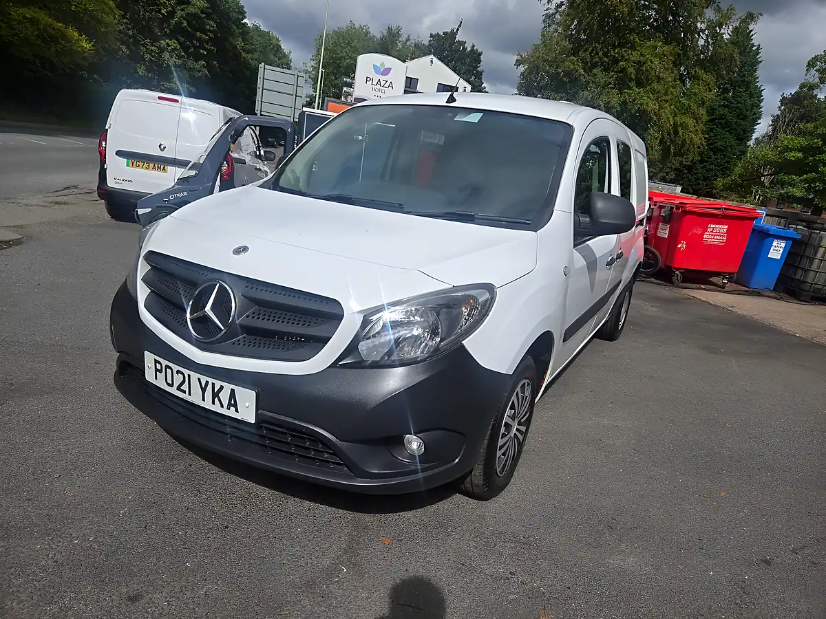 Used 2021 Mercedes-Benz Citan Pure Van White - Interior and Exterior details 3