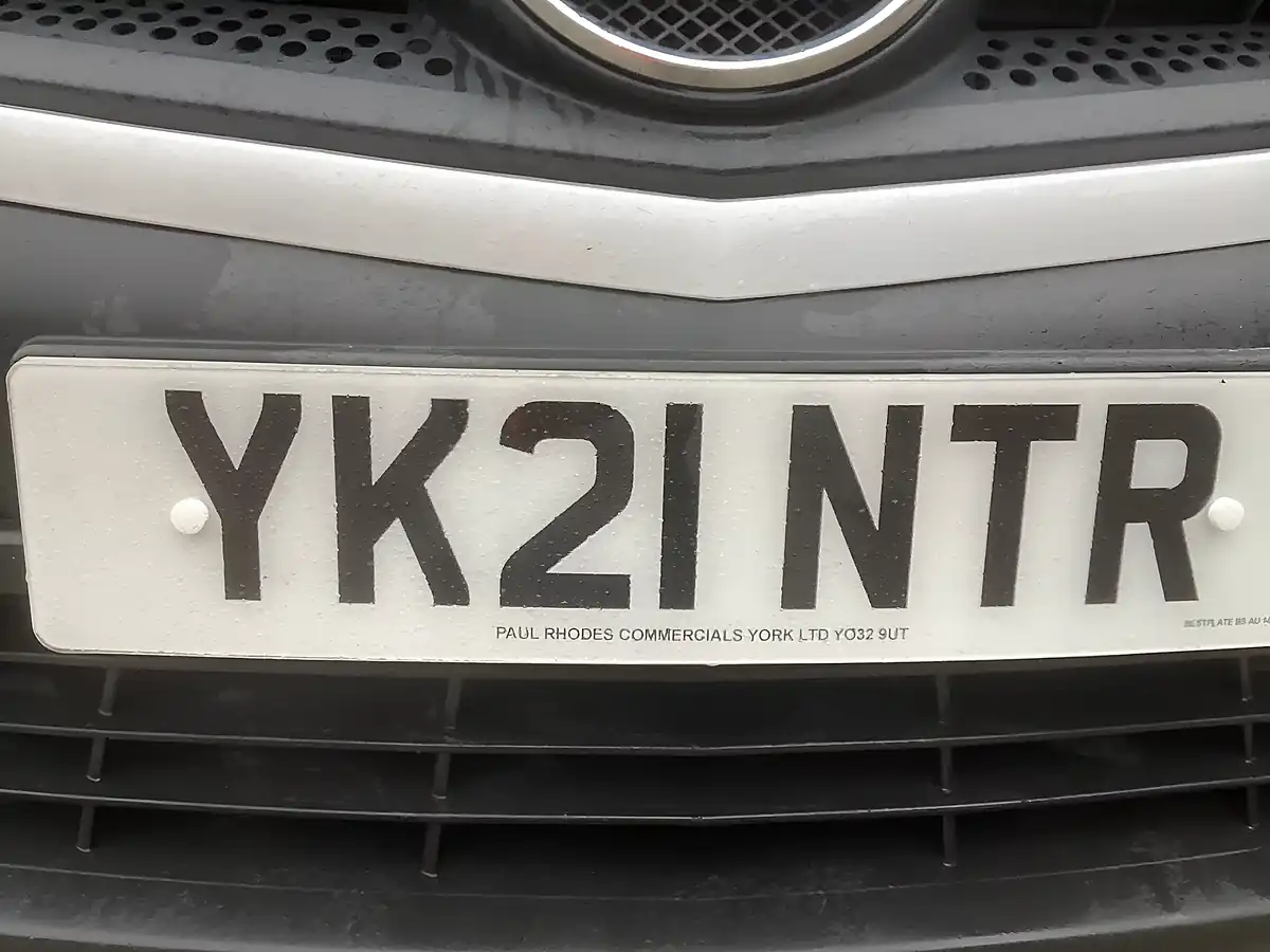 Used 2021 Mercedes-Benz Citan Pure White - Interior and Exterior details 9