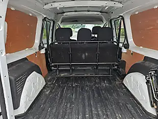 Used 2021 Mercedes-Benz Citan Pure White - Interior and Exterior details 9