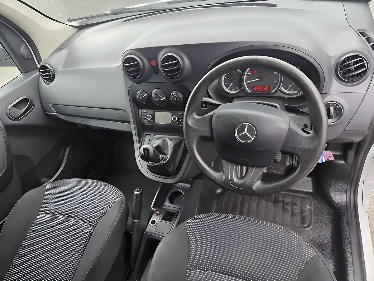 Used 2021 Mercedes-Benz Citan Pure White - Interior and Exterior details 10