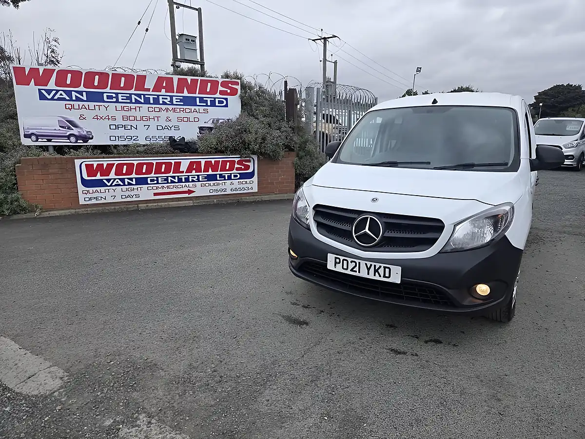 Used 2021 Mercedes-Benz Citan Pure White - Interior and Exterior details 2