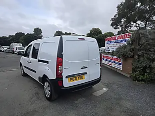 Used 2021 Mercedes-Benz Citan Pure White - Interior and Exterior details 4