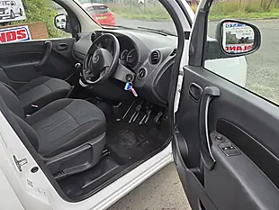 Used 2021 Mercedes-Benz Citan Pure White - Interior and Exterior details 9