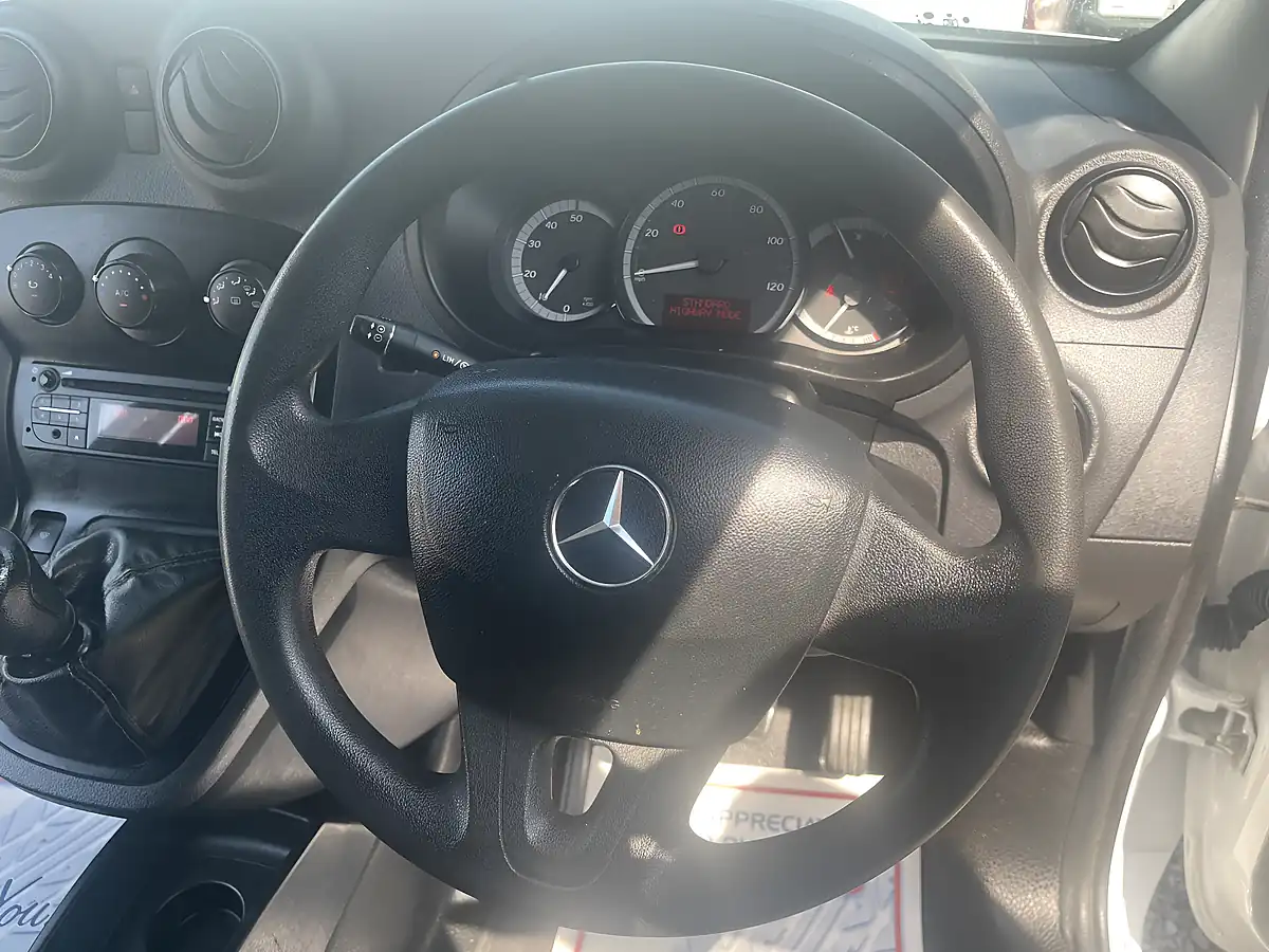 Used 2021 Mercedes-Benz Citan Pure White - Interior and Exterior details 14