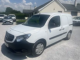 Used 2021 Mercedes-Benz Citan Pure White - Interior and Exterior details 6