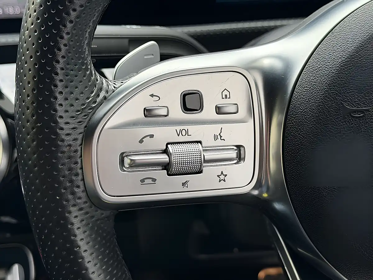 Used 2021 Mercedes-Benz Cla AMG Line Grey - Interior and Exterior details 16