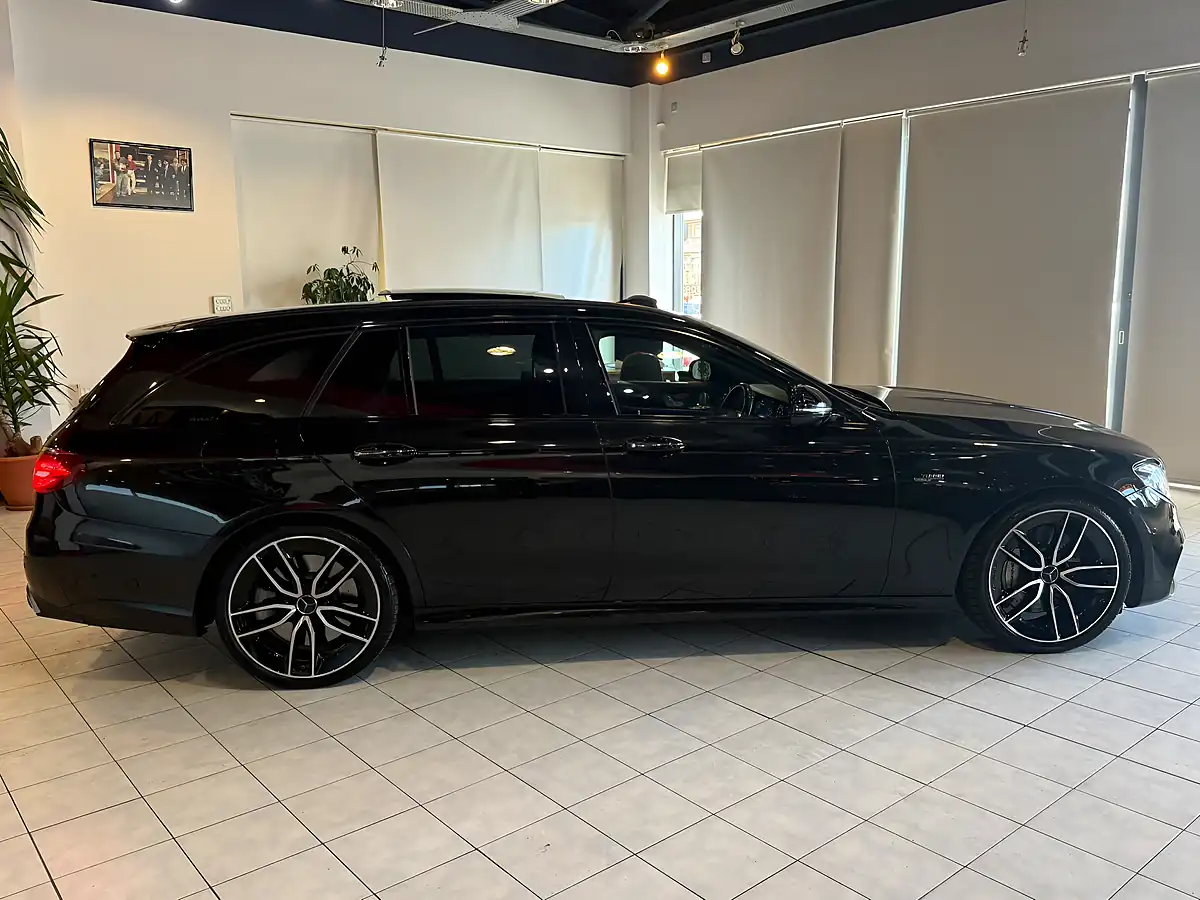 Used 2021 Mercedes-Benz E Class AMG Black - Interior and Exterior details 10