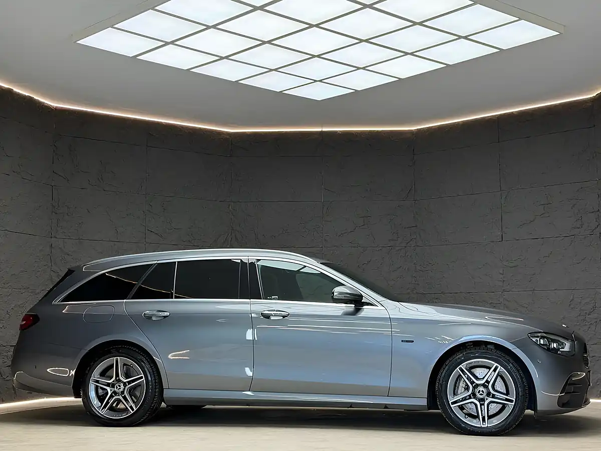 Used 2021 Mercedes-Benz E-Class AMG Line (premium) Grey - Interior and Exterior details 5