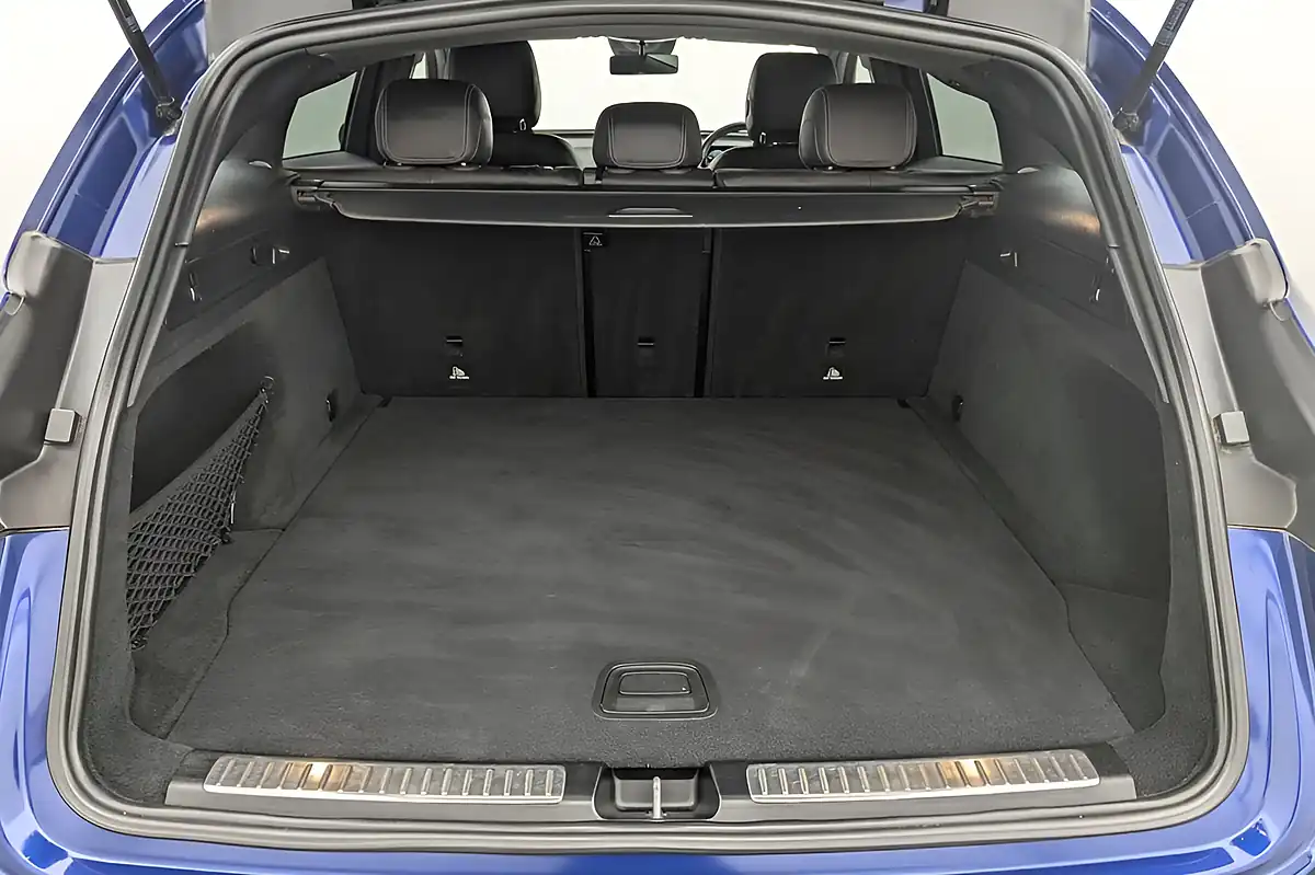 Used 2021 Mercedes-Benz Eqc AMG Line Blue - Interior and Exterior details 18