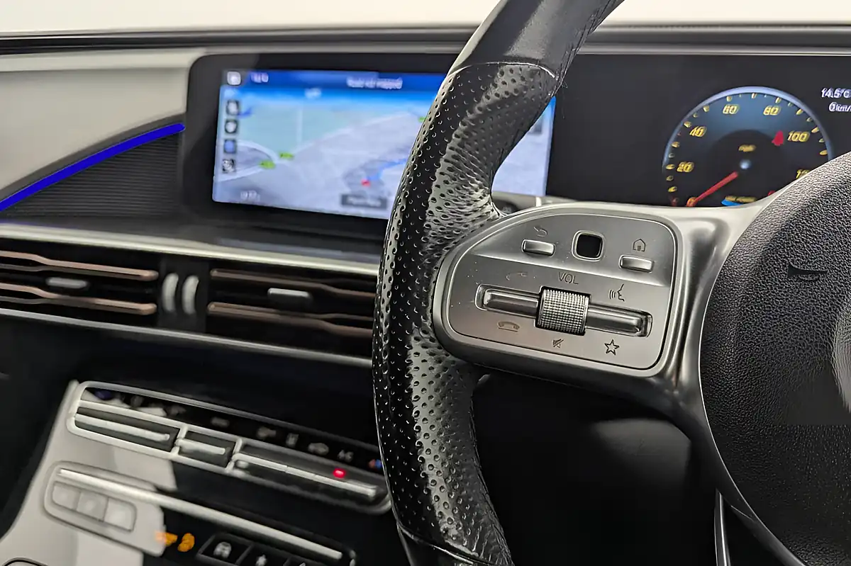 Used 2021 Mercedes-Benz Eqc AMG Line White - Interior and Exterior details 11