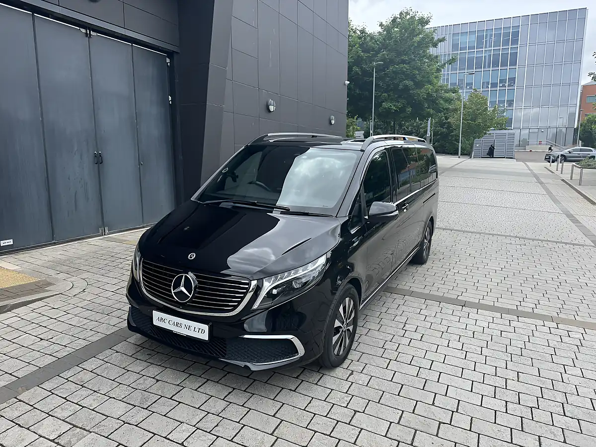 Used 2021 Mercedes-Benz Eqv Sport Premium Black - Front View