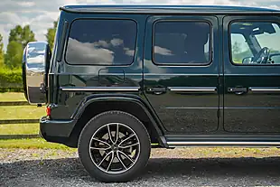 Used 2021 Mercedes-Benz G400D AMG Emerald Green Metallic - Interior and Exterior details 8