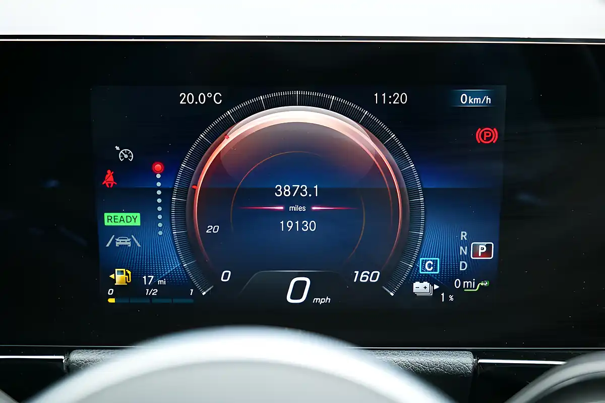 Used 2021 Mercedes-Benz Gla Exclusive Edition Blue - Interior and Exterior details 5