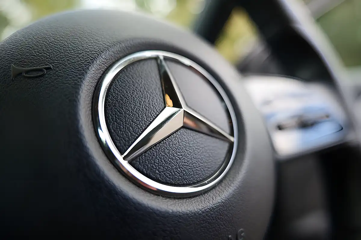 Used 2021 Mercedes-Benz Gla Sport Executive Grey - Interior and Exterior details 8