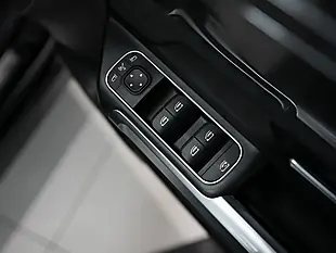Used 2021 Mercedes-Benz Glb AMG Line (premium) Cosmos Black - Interior and Exterior details 10