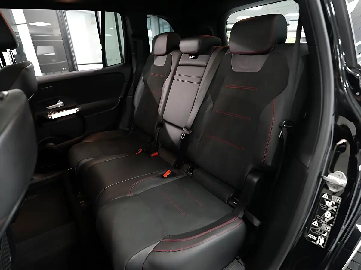 Used 2021 Mercedes-Benz Glb AMG Line (premium) Cosmos Black - Interior and Exterior details 12