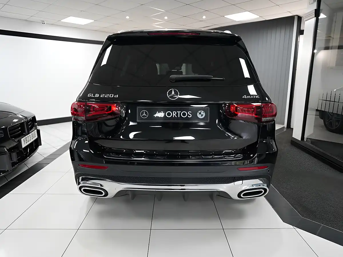 Used 2021 Mercedes-Benz Glb AMG Line (premium) Cosmos Black - Interior and Exterior details 7