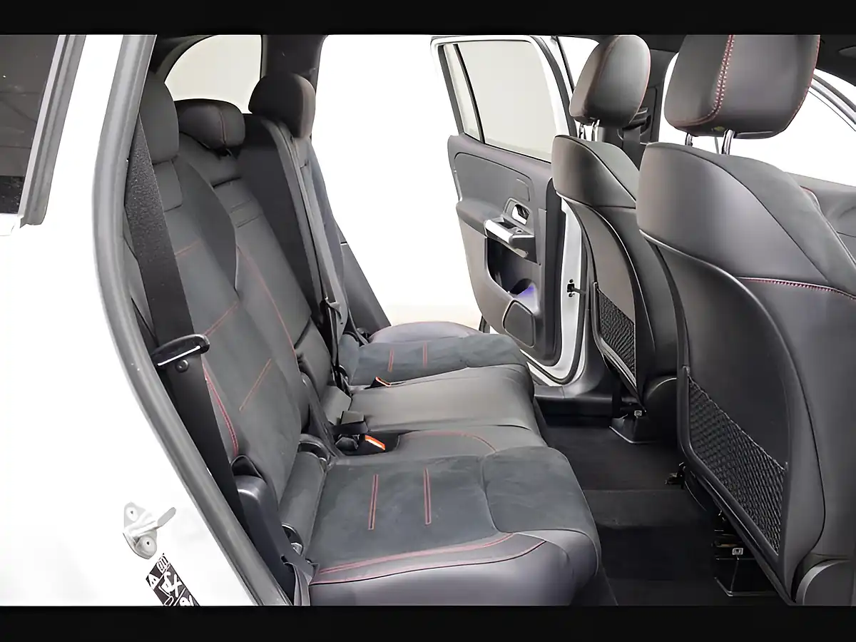 Used 2021 Mercedes-Benz Glb AMG Line (premium Plus) White - Interior and Exterior details 11