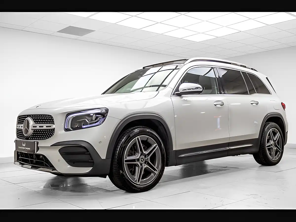 Used 2021 Mercedes-Benz Glb AMG Line (premium Plus) White - Interior and Exterior details 3