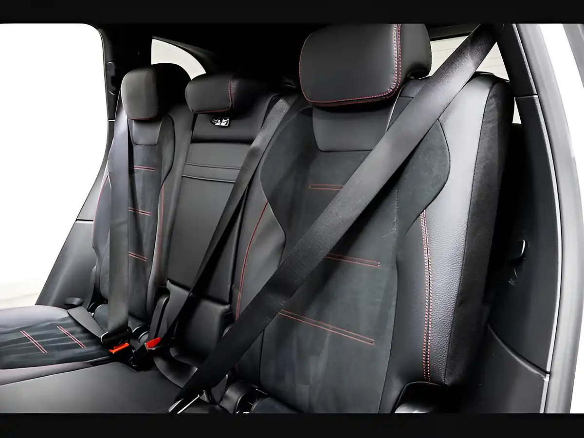 Used 2021 Mercedes-Benz Glb AMG Line (premium Plus) White - Interior and Exterior details 11