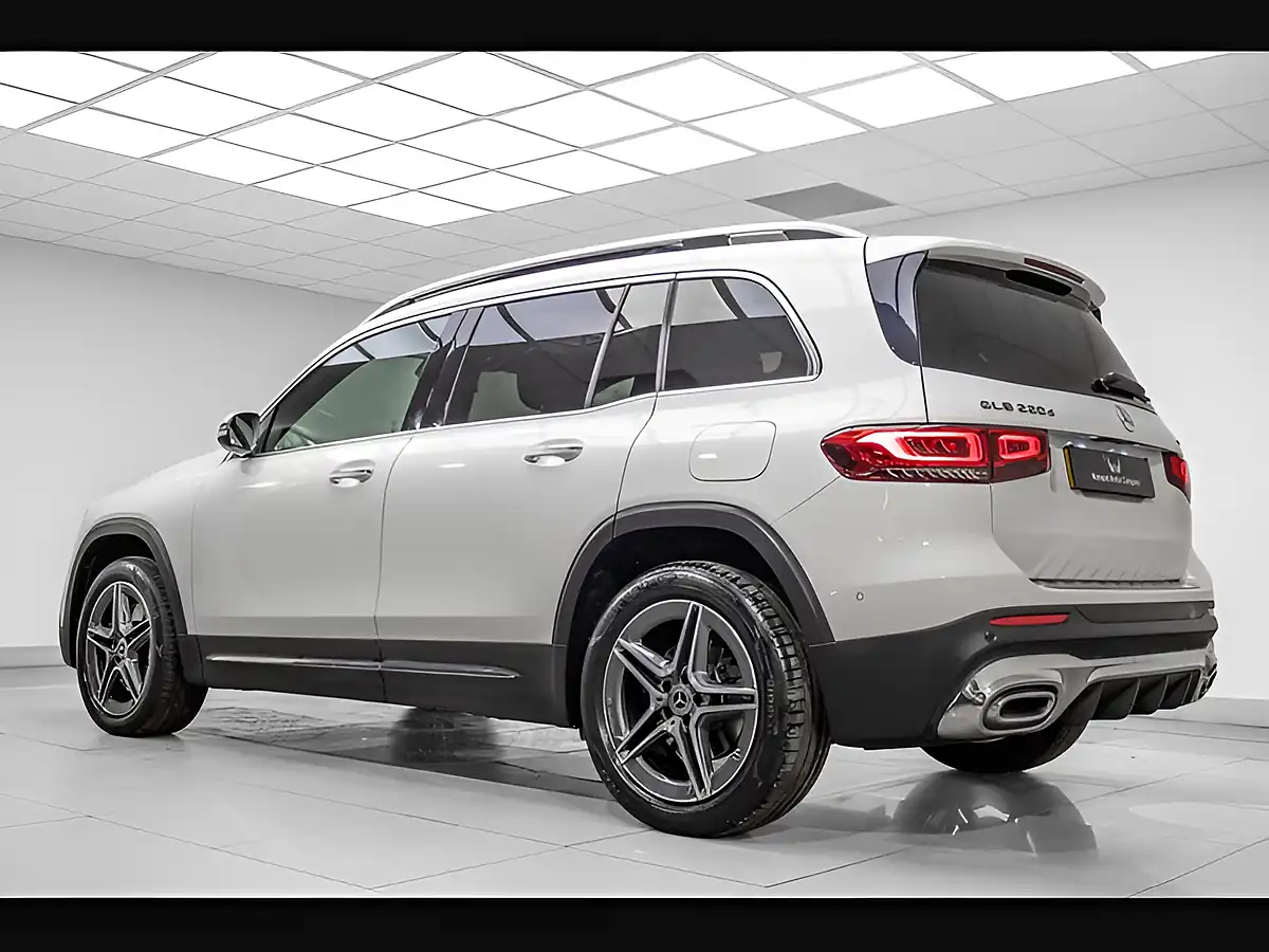 Used 2021 Mercedes-Benz Glb AMG Line (premium Plus) White - Interior and Exterior details 4