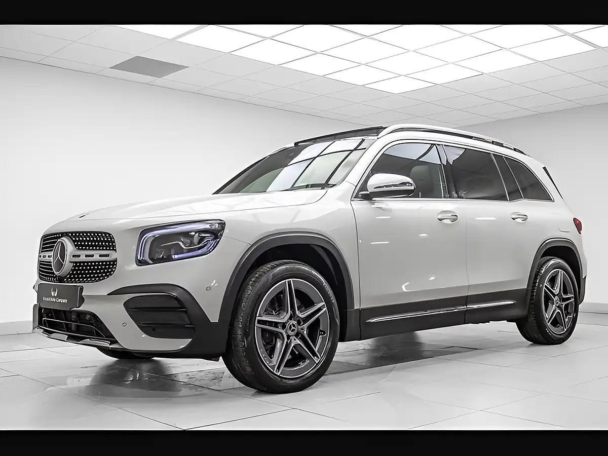 Used 2021 Mercedes-Benz Glb AMG Line (premium Plus) White - Interior and Exterior details 5