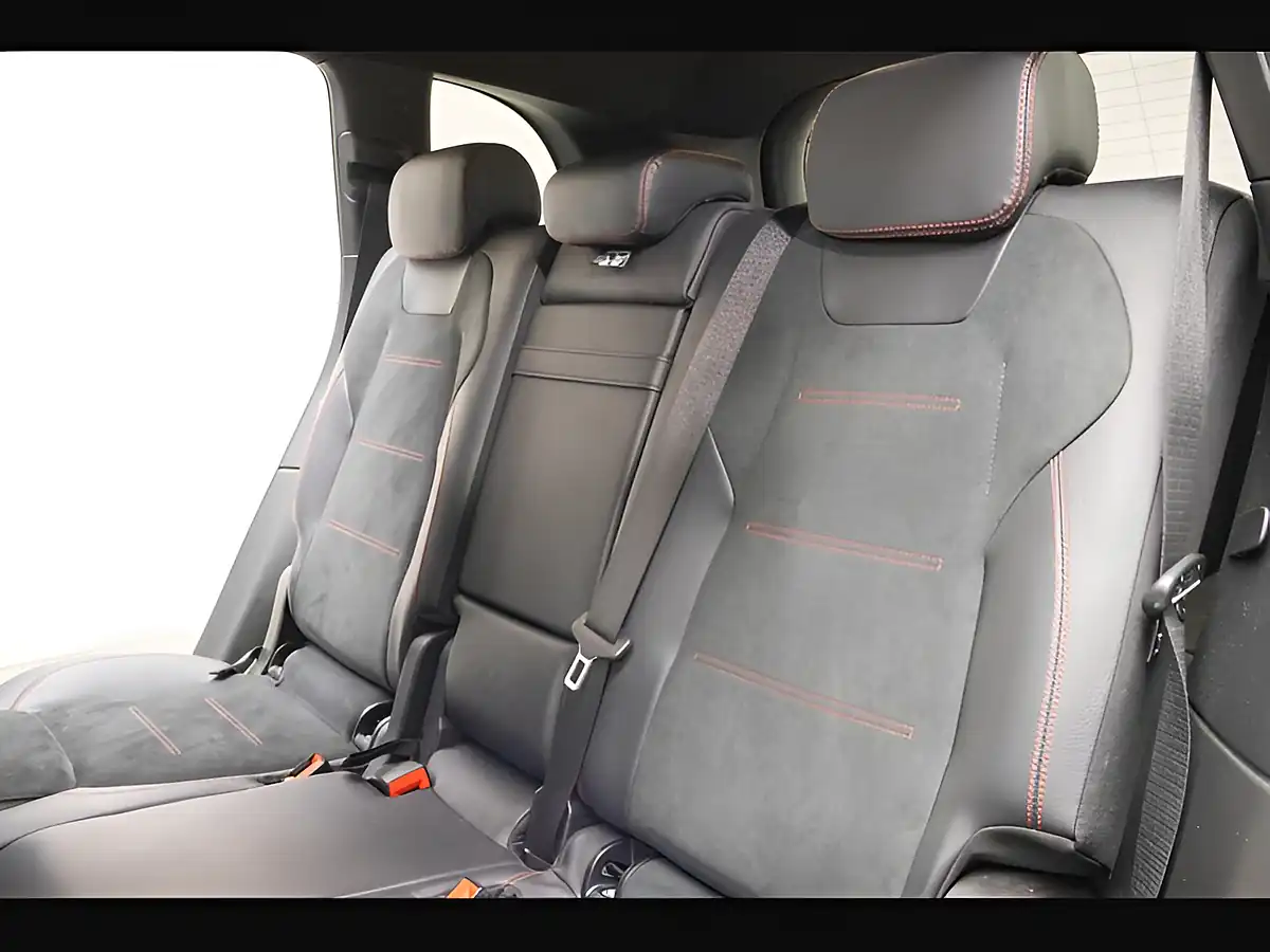 Used 2021 Mercedes-Benz Glb AMG Line (premium) Silver - Interior and Exterior details 11
