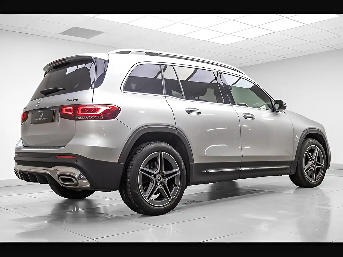 Used 2021 Mercedes-Benz Glb AMG Line (premium) Silver - Interior and Exterior details 6