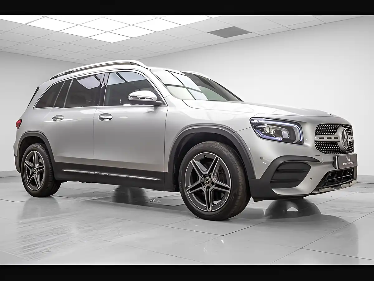 Used 2021 Mercedes-Benz Glb AMG Line (premium) Silver - Interior and Exterior details 7