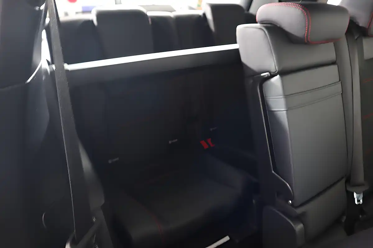 Used 2021 Mercedes-Benz Glb AMG Line White - Interior and Exterior details 10
