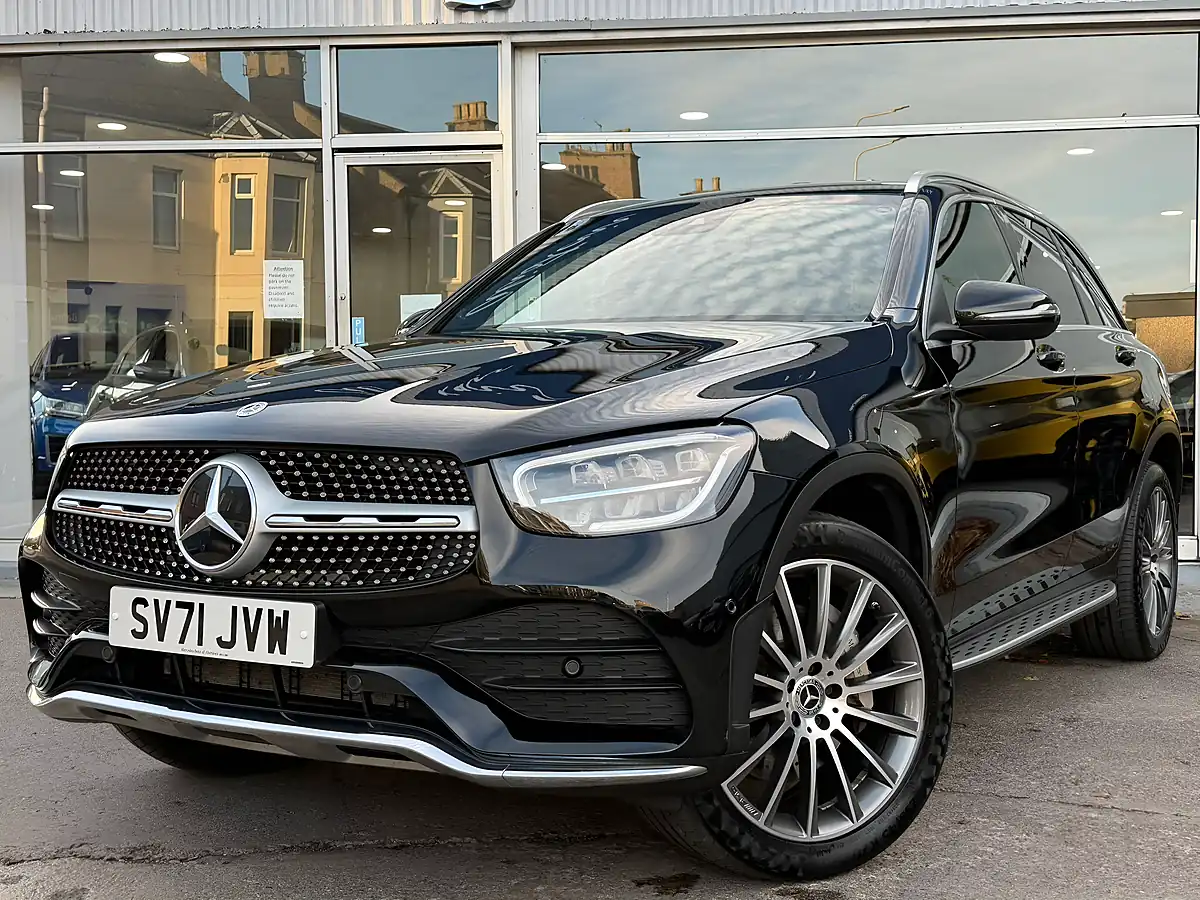 Used 2021 Mercedes-Benz Glc AMG Line (premium) Black - Front View