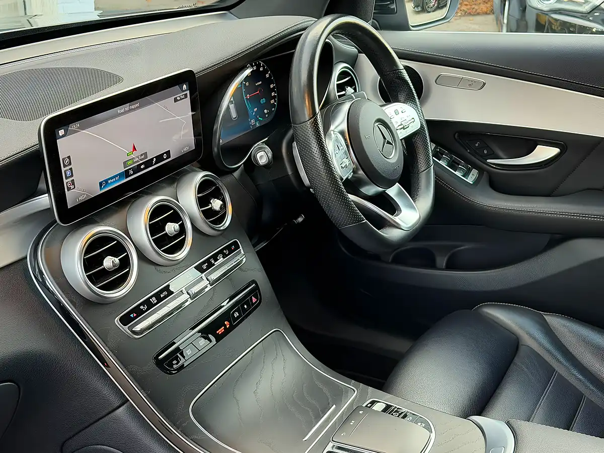 Used 2021 Mercedes-Benz Glc AMG Line (premium) Black - Interior and Exterior details 6