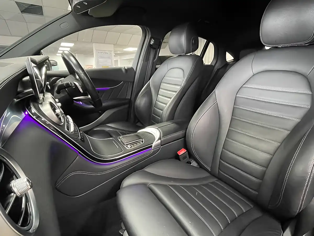 Used 2021 Mercedes-Benz Glc AMG Line Premium Black - Interior and Exterior details 16