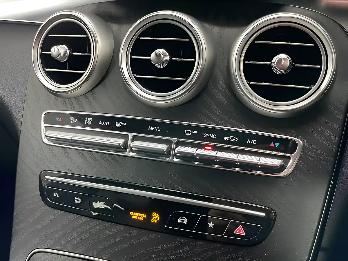Used 2021 Mercedes-Benz Glc AMG Line Premium Black - Interior and Exterior details 3
