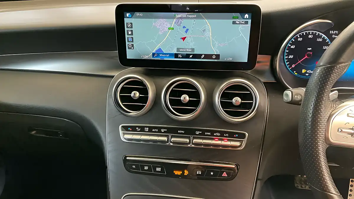 Used 2021 Mercedes-Benz Glc AMG Line (premium) Blue - Interior and Exterior details 10