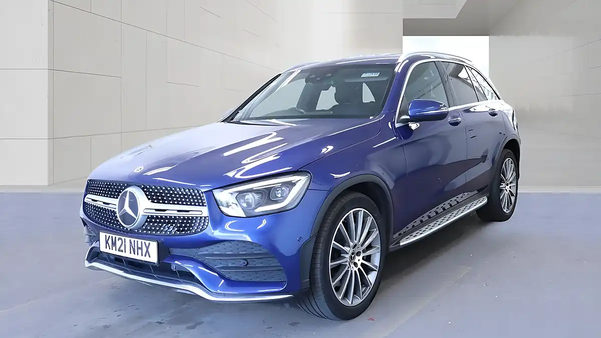 Used 2021 Mercedes-Benz Glc AMG Line (premium) Blue - Interior and Exterior details 4