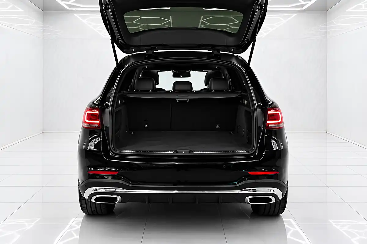 Used 2021 Mercedes-Benz Glc AMG Line Premium Plus Obsidian Black - Interior and Exterior details 5