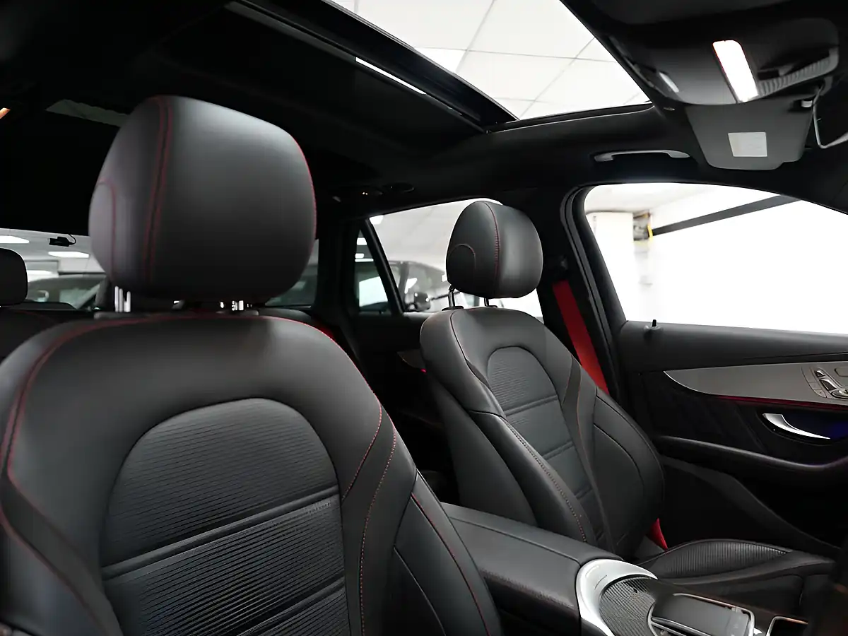 Used 2021 Mercedes-Benz Glc Premium Plus Obsidian Black - Interior and Exterior details 3