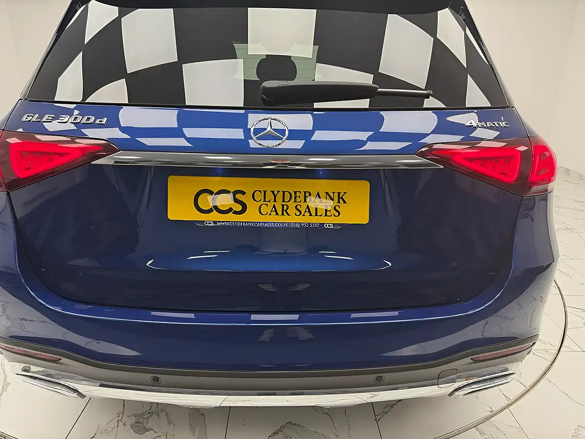Used 2021 Mercedes-Benz Gle AMG Line (premium) Brilliant Blue - Interior and Exterior details 14