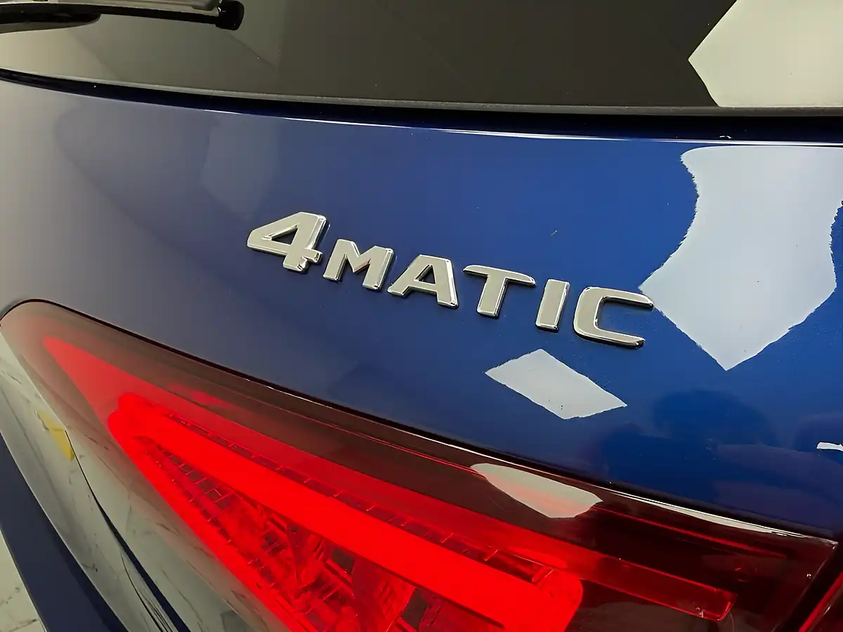 Used 2021 Mercedes-Benz Gle AMG Line (premium) Brilliant Blue - Interior and Exterior details 20