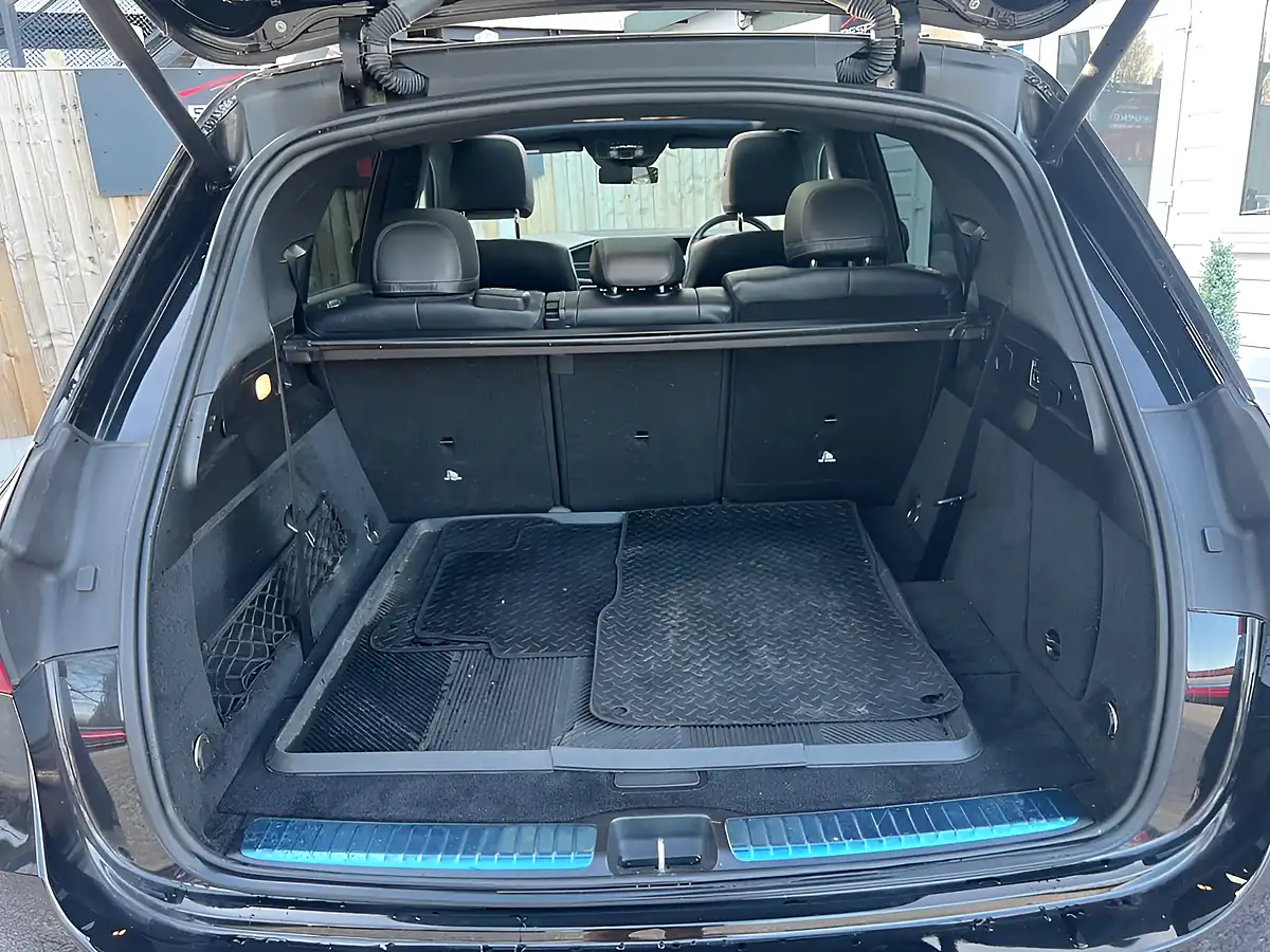 Used 2021 Mercedes-Benz Gle AMG Line (premium Plus) Black - Interior and Exterior details 13