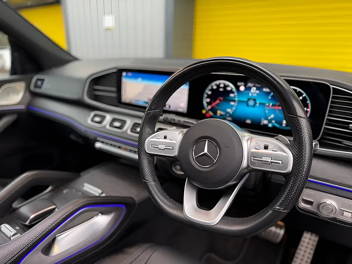Used 2021 Mercedes-Benz Gle AMG Line (premium Plus) Blue - Interior and Exterior details 10