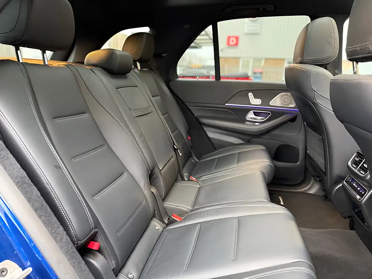 Used 2021 Mercedes-Benz Gle AMG Line (premium Plus) Blue - Interior and Exterior details 11