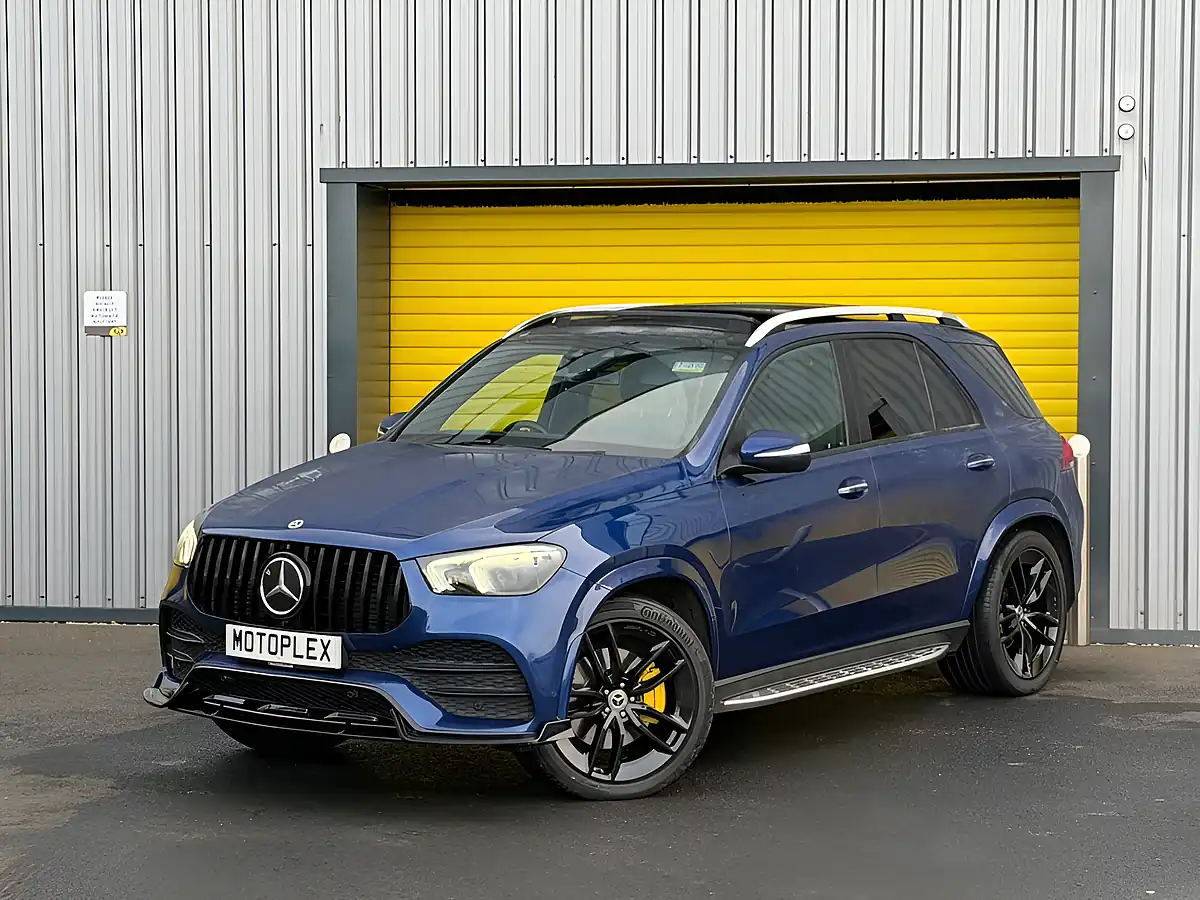 Used 2021 Mercedes-Benz Gle AMG Line (premium Plus) Blue - Interior and Exterior details 14