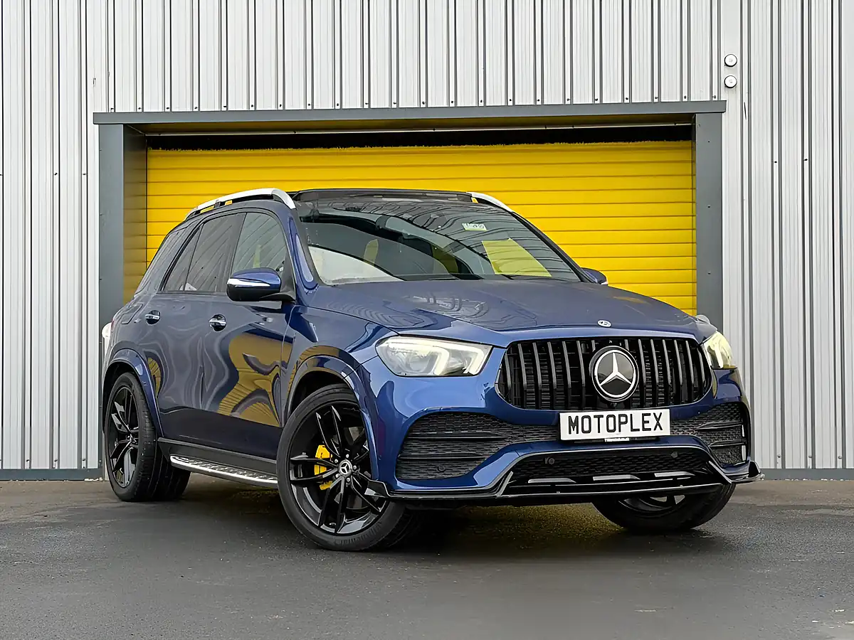 Used 2021 Mercedes-Benz Gle AMG Line (premium Plus) Blue - Interior and Exterior details 3