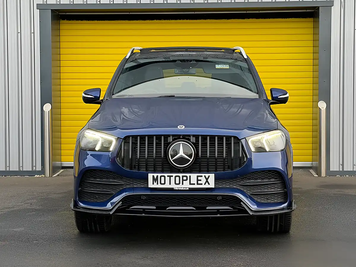 Used 2021 Mercedes-Benz Gle AMG Line (premium Plus) Blue - Interior and Exterior details 4