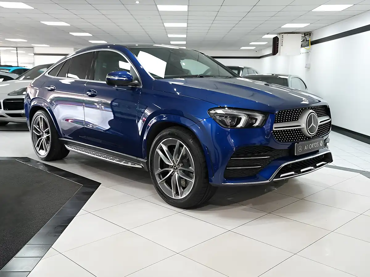 Used 2021 Mercedes-Benz Gle AMG Line (premium Plus) Brilliant Blue - Front View