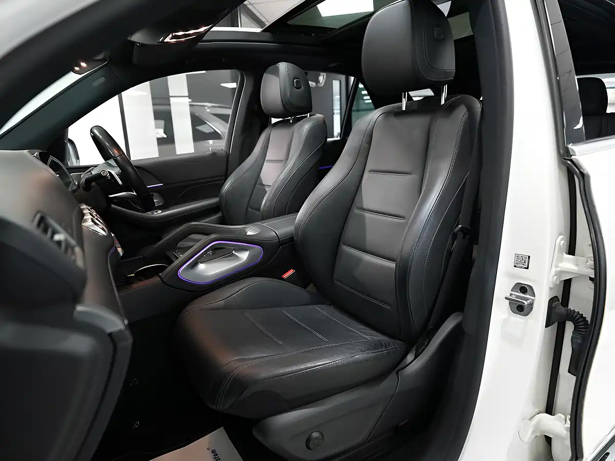 Used 2021 Mercedes-Benz Gle AMG Line (premium Plus) Diamond White Bright - Interior and Exterior details 12